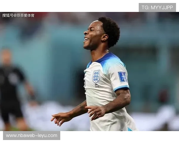 萨卡英格兰队表现盘点：攻防亮点全面解析