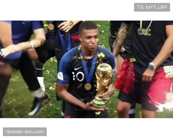 姆巴佩从2017年摩纳哥崛起迎来生涯转折，如今状态强势回暖