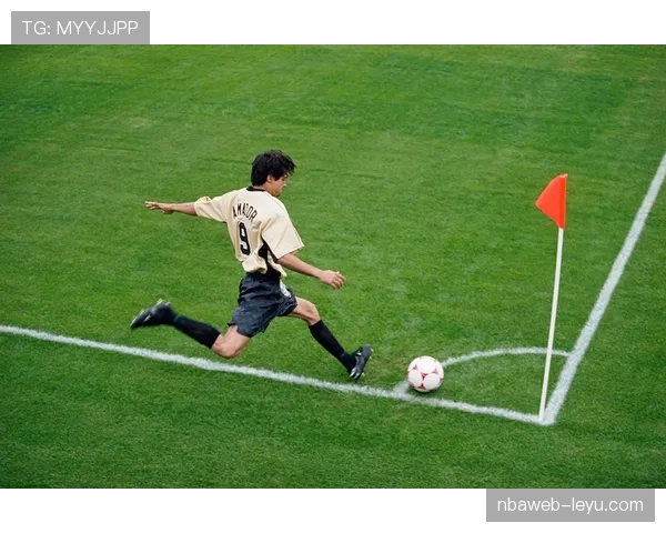 门框反弹后球是否进门?足球规则全面解读 门框反弹后球是否进门?足球规则全面解读